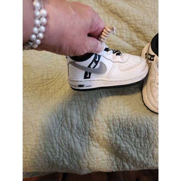 Baby Nike Shoes - Picture 6 of 7